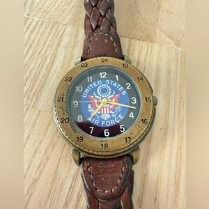 Vintage Guess United States Air force brown leather watch NEW BATTERY